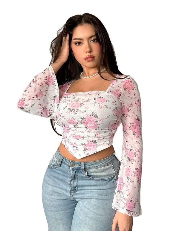 Istyle Can Floral Print Slim‑Fit Crop Top with Square Neck & Bell Sleeves Casual for Women, 95 % Polyester/5 % Elastane Knit, Trendy Crop Tee for Jeans and Skirts
